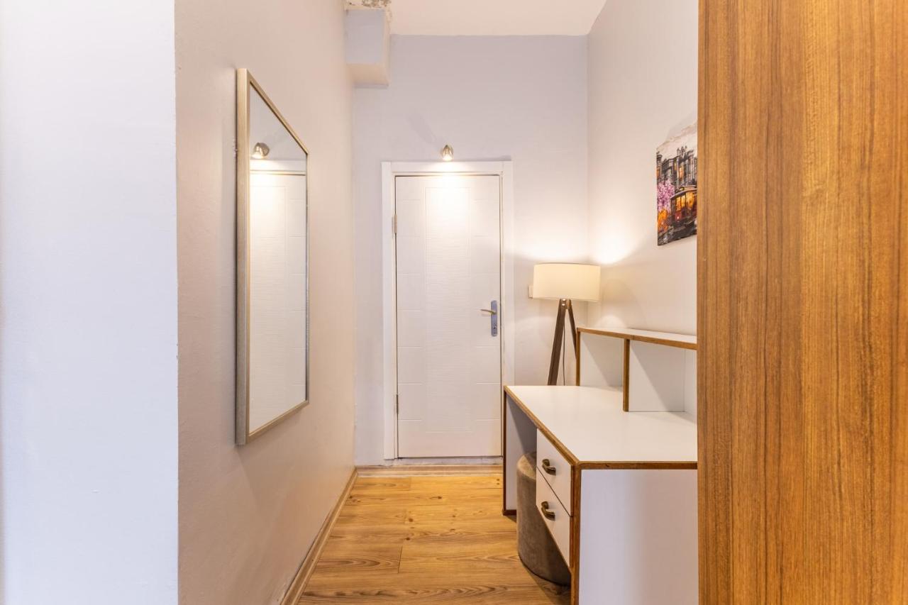 Lovely Flat Near Shore And Trendy Spots In Kadikoy Istanbul Exterior foto